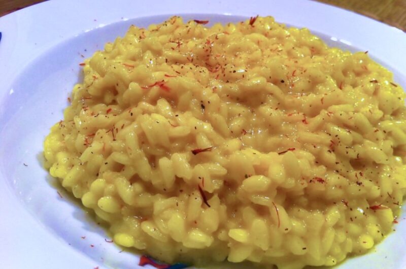 Risotto alla milanese przepis z Mediolanu