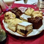 Kołocz śląski czyli ciasto drożdżowe z makiem i pyszną posypką w postaci kruszonki.