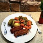 Paluszki rybne przygotowane z mielonej ryby z dodatkiem gotowanych ziemniaków i przypraw a następnie smażone.