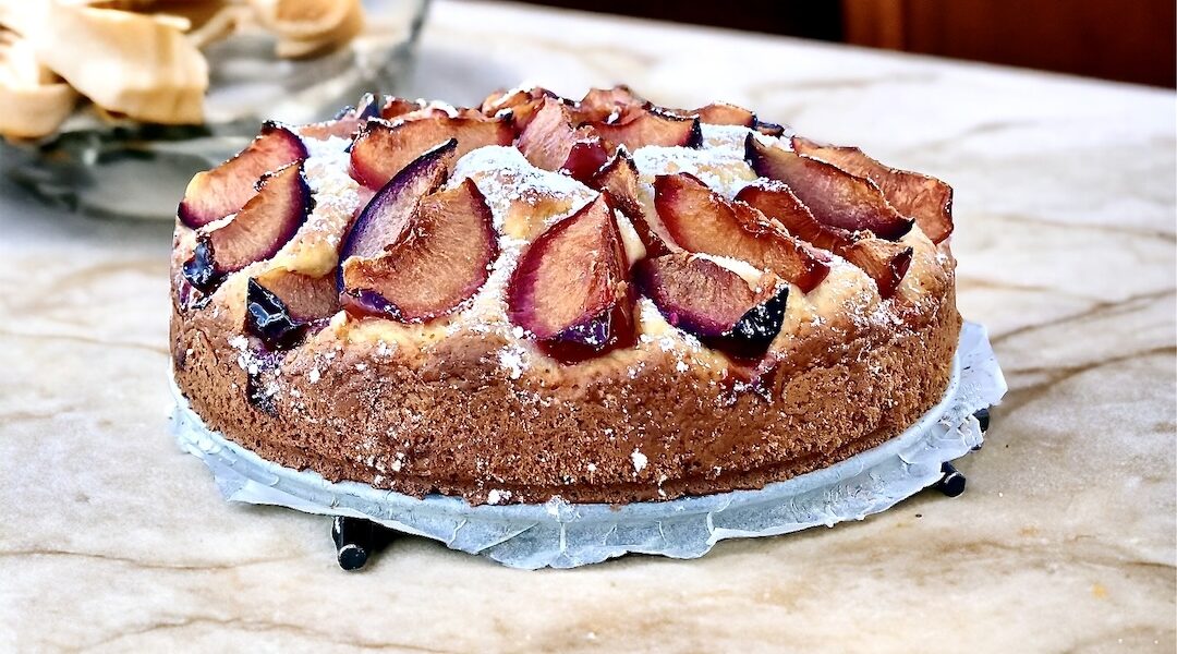 Puszyste i doskonale upieczone ciasto ze śliwkami