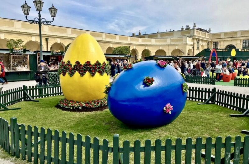 jarmark wielkanocny w Wiedniu przy Pałacu Schoenbrunn