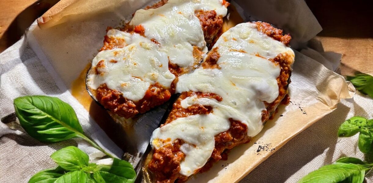 bakłażan z sosem bolońskim zapiekany z mozzarellą