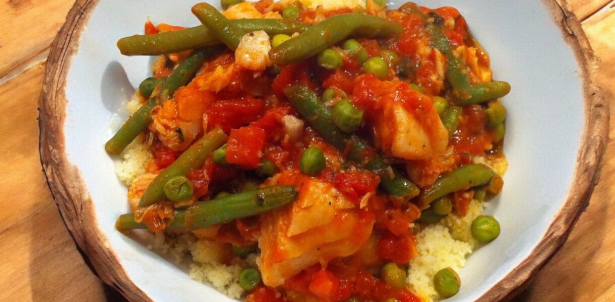 dorsz po marokańsku danie na talerzu