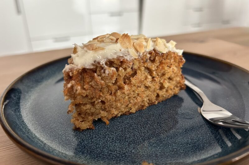 Ciasto marchewkowe z lukrem