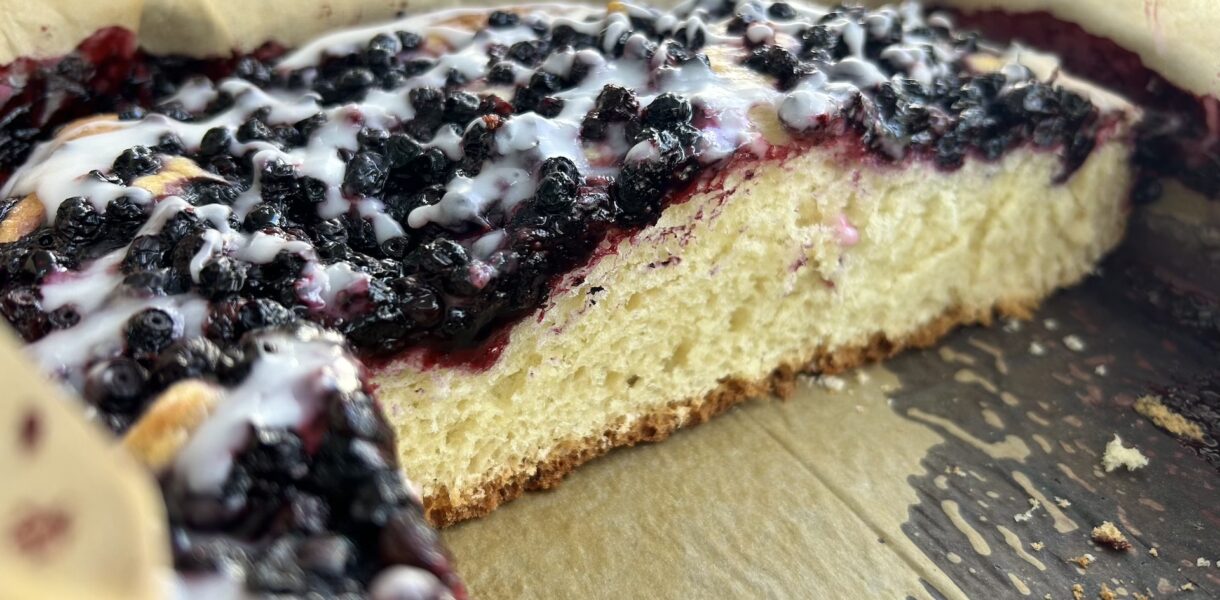 Ciasto drożdżowe z jagodami