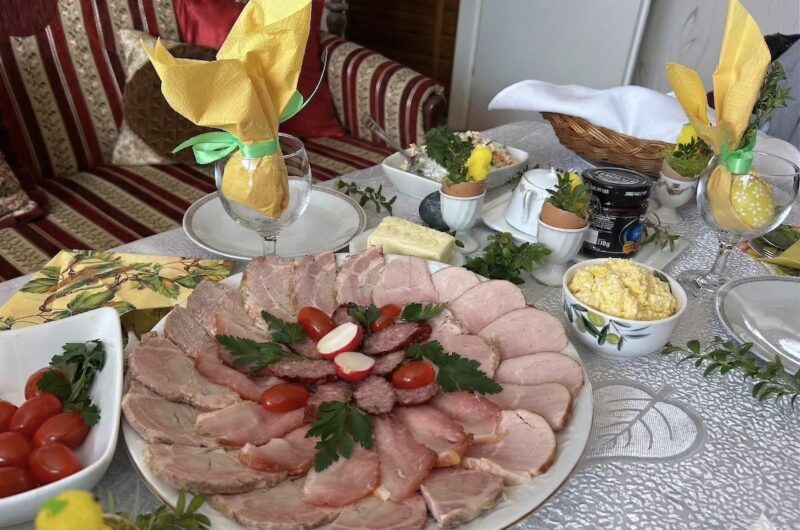 Jajka z chrzanem czyli wspaniały i prosty w przygotowaniu dodatek do wędlin.