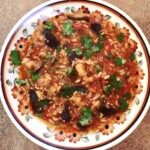 Bakłażan duszony z pomidorami przepis z Krety