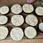 bakłażan pokrojony w plastry