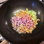 przygotowanie sosu bolognese