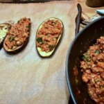 Bakłażan z mięsem zapiekany z beszamelem