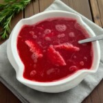 barszcz czerwony zabielany w misce