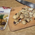 kasztany jadalne na desce kuchennej