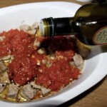 Cielęcina zapiekana z makaronem i pomidorami