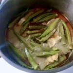 curry z okrą kalafiorem i kurczakiem