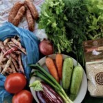 Eintopf w stylu kreteńskim z kiełbaskami