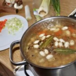 Fasolada fasolka w greckim stylu na gęsto
