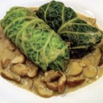 Gołąbki wegetariańskie z grzybami i kaszą jaglaną