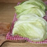 Gołąbki z białej kapusty z kiełbasą i ryżem