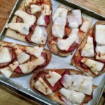 Grzanki z szynką i serem przysmak z Krety