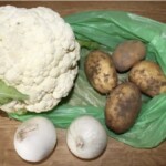 Gulasz z kalafiora z ziemniakami po indyjsku