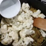 Gulasz z kalafiora z ziemniakami po indyjsku