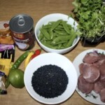 Indyk w sosie curry z soczewicą