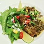 Indyk w sosie curry z soczewicą