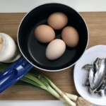 Jajka faszerowane rybkami anchois