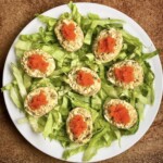 Jajka faszerowane szprotkami i kaparami