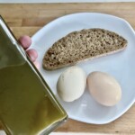 Jajka sadzone na oliwie z oliwek smażone