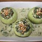 Kalarepa faszerowana szpinakiem i serem feta