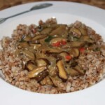 kasza gryczana z sosem grzybowym