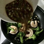 Krewetki z brokułem w sosie mocno czosnkowym