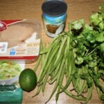 Kurczak w curry na zielono z fasolką