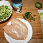 Kurczak w curry na zielono z fasolką