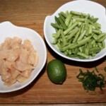 Kurczak w curry na zielono z fasolką