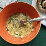 omlet z krewetkami i pieczarkami