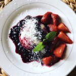 panna cotta kokosowa z owocami
