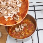paprykarz z królika w trakcie przygotowania