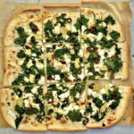 Podpłomyk ze szpinakiem i fetą