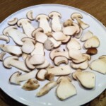 Sałatka z prawdziwków na surowo podanych