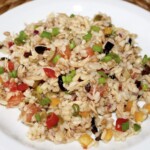 sałatka z tuńczykiem warzywami i kaszą