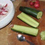 pokrojony świeży ogórek