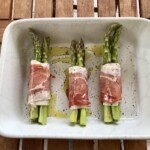 Szparagi pieczone z szynką dojrzewającą i oliwą