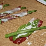 Szparagi zapiekane w cieście z szynką dojrzewającą