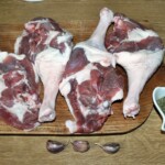 Udo z gęsi pieczone z jabłkami