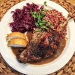 Udo z gęsi pieczone z jabłkami