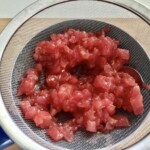 starte pomidory na sitku