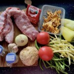 Żeberka duszone z warzywami i słodką papryką