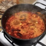 Zupa gulaszowa z bażanta z grzybami